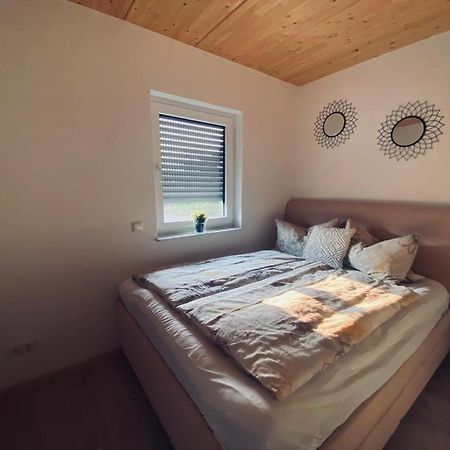 Zimmer M. Eigenem Bad Und Badewanne Direkt Am Wald Amoeneburg Ngoại thất bức ảnh